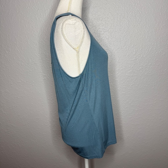 Pre-Owned Women's Nordstrom Scoop rib tank size Large - Blue -cp - Picture 4 of 5